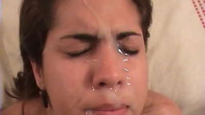 Cantik Latin brunette wis kasar jinis